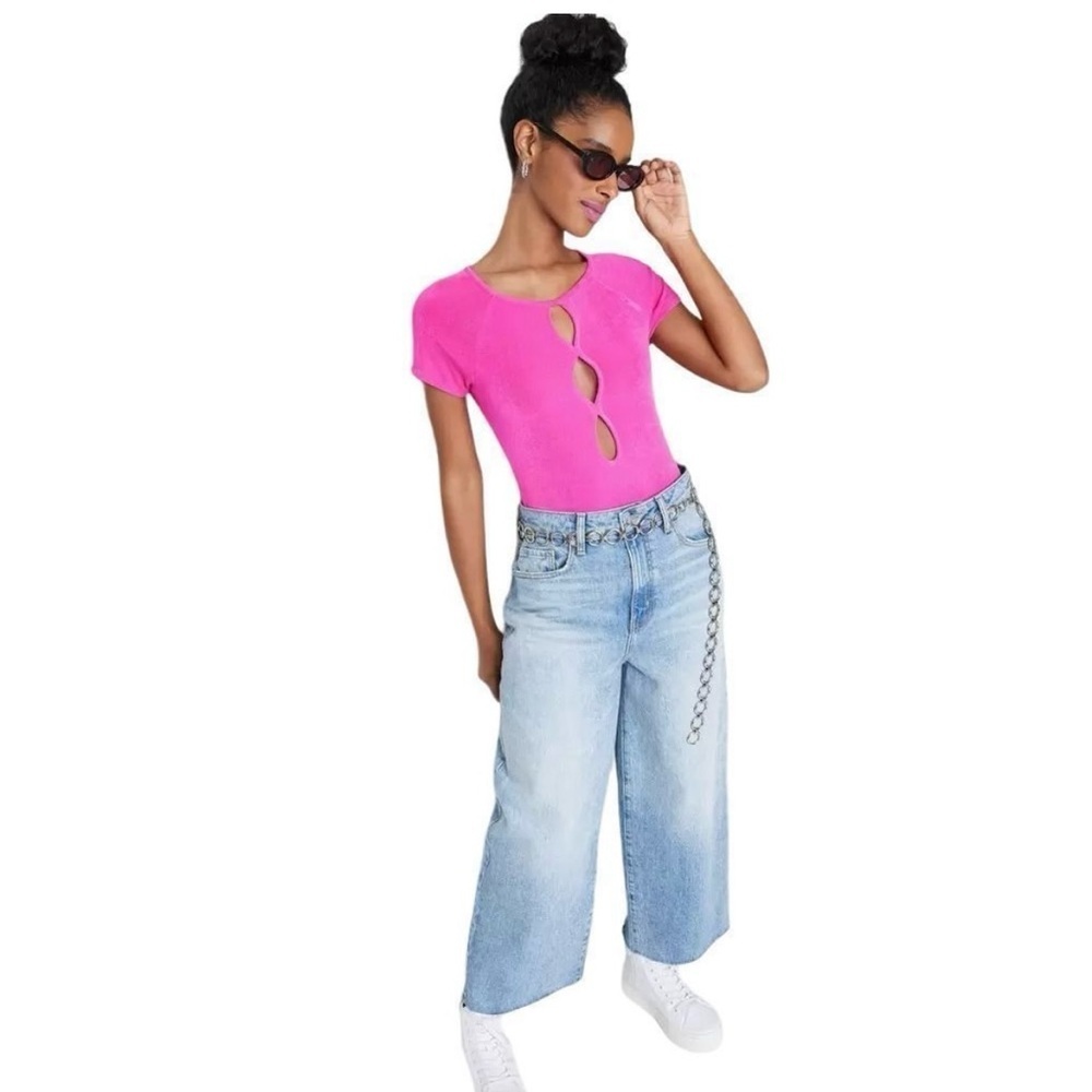 Wild Fable Pink Fushia Scoop Neck Cut Out Short Sleeve Bodysuit Medium